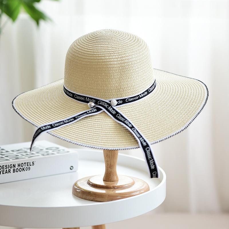 Wide Brim Hats Lady UV Protection Straw Hat Summer Sunscreen Big Bow Sun Seaside Elegant Black & White Letter Ribbon
Wide Brim Hats Lady UV Protection Straw Hat Summer Sunscreen Big Bow Sun Seaside Elegant Black & White Letter Ribbon