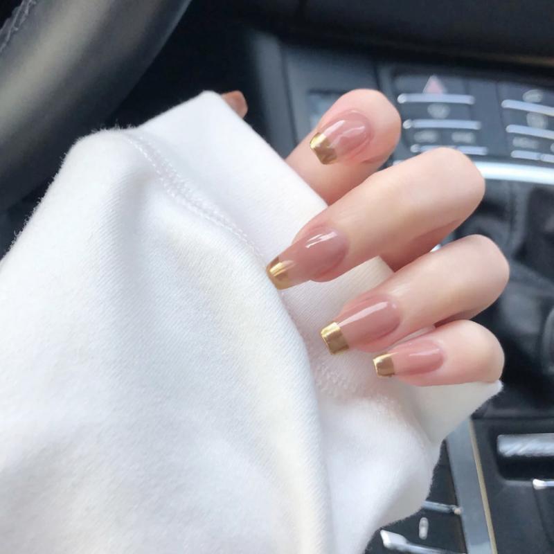 24Pcs/Box gold-edged French Simple Wear Fake Nails Press On Finished Patch Full Cover Mid-length Size Detachable False Nails
24Pcs/Box gold-edged French Simple Wear Fake Nails Press On Finished Patch Full Cover Mid-length Size Detachable False Nails