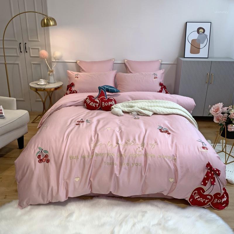 2020 Luxury Egypt Cotton Fresh lovely Bedding Set Embroidery Duvet Cover Bed Sheet Pillowcases Queen King Size 4/6/7Pcs1, Jl1
2020 Luxury Egypt Cotton Fresh lovely Bedding Set Embroidery Duvet Cover Bed Sheet Pillowcases Queen King Size 4/6/7Pcs1, Jl1