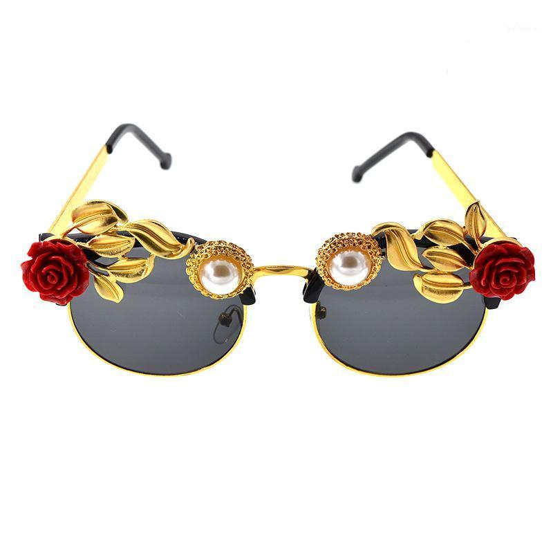Handmade High Quality Luxury Flower Cat Eye Sunglasses Women Baroque Retro Sun Glasses Vintage Ladies Shades Rhinestone Eyewear1
Handmade High Quality Luxury Flower Cat Eye Sunglasses Women Baroque Retro Sun Glasses Vintage Ladies Shades Rhinestone Eyewear1