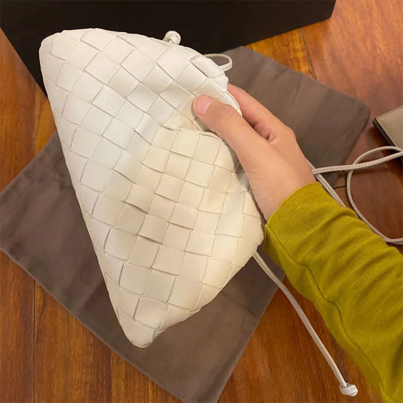 Leather Ladies Genuine Dumpling Fashion Cloud Bag C1009 Clutch New Hobo Soft Weave Hand Purse Shoulder Jhrfl, Red;black
Leather Ladies Genuine Dumpling Fashion Cloud Bag C1009 Clutch New Hobo Soft Weave Hand Purse Shoulder Jhrfl, Red;black