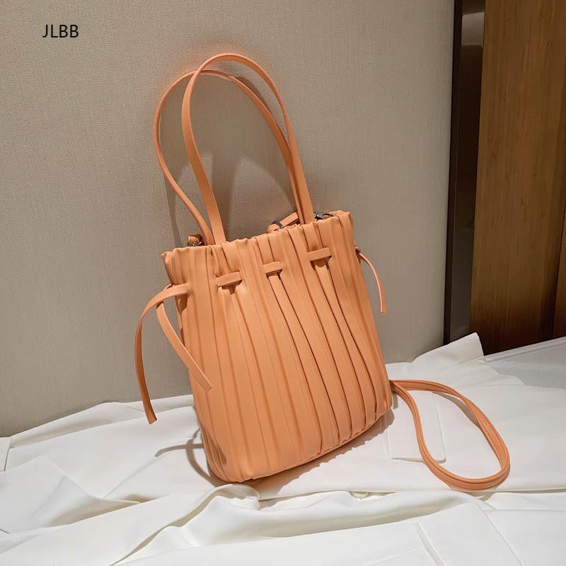 Luxury Handbag Women Bags Design Fold Drawstring Shopping Bag Female Casual Travel Crossbody Shoulder Bags Women Leather Totes, Green shoulder bag
Luxury Handbag Women Bags Design Fold Drawstring Shopping Bag Female Casual Travel Crossbody Shoulder Bags Women Leather Totes, Green shoulder bag