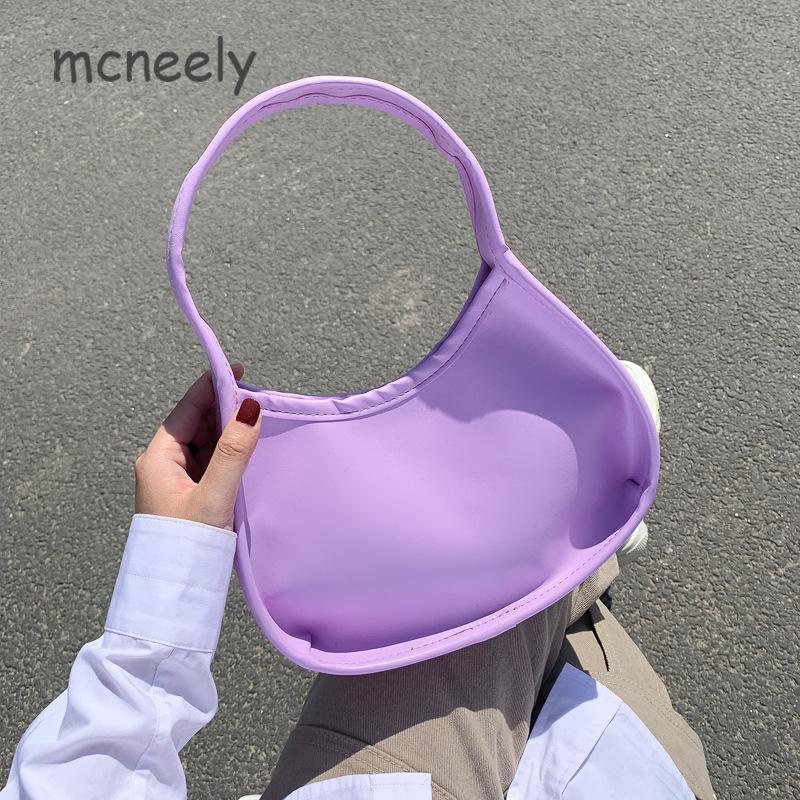 Small bag female popular new fashion shoulder bag niche armpit summer solid color cross-body, As picture
Small bag female popular new fashion shoulder bag niche armpit summer solid color cross-body, As picture
