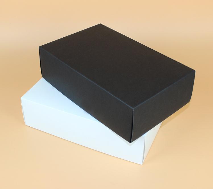 28*18*8cm 50pcs Large Black White Paper Gift Box Big Gift Kraft Cardboard Box For T-shirt Shoes Underwear SN2771
28*18*8cm 50pcs Large Black White Paper Gift Box Big Gift Kraft Cardboard Box For T-shirt Shoes Underwear SN2771