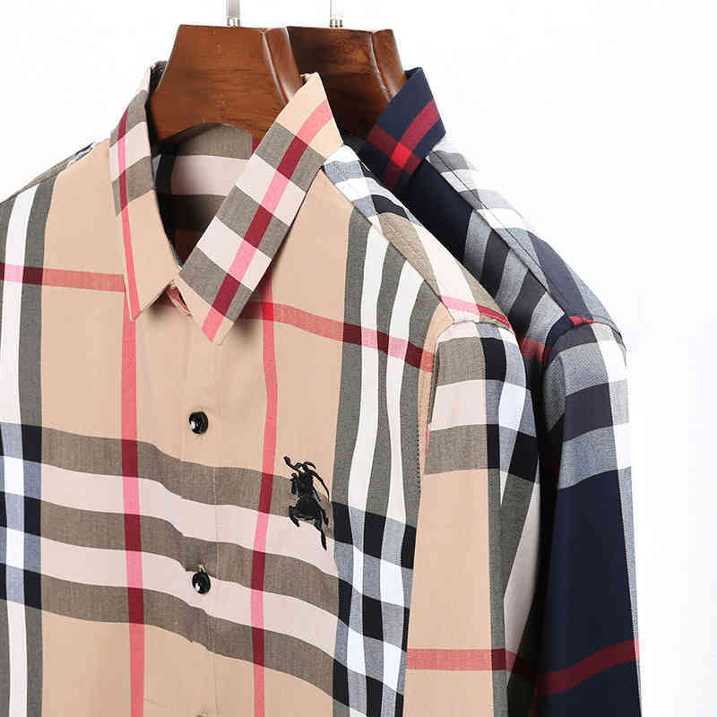 Good Luxury Designer Brand Coat 2022 autumn new men's long sleeve T-shirt Lapel bottomed shirt middl 0K5M, 1901 khaki
Good Luxury Designer Brand Coat 2022 autumn new men's long sleeve T-shirt Lapel bottomed shirt middl 0K5M, 1901 khaki