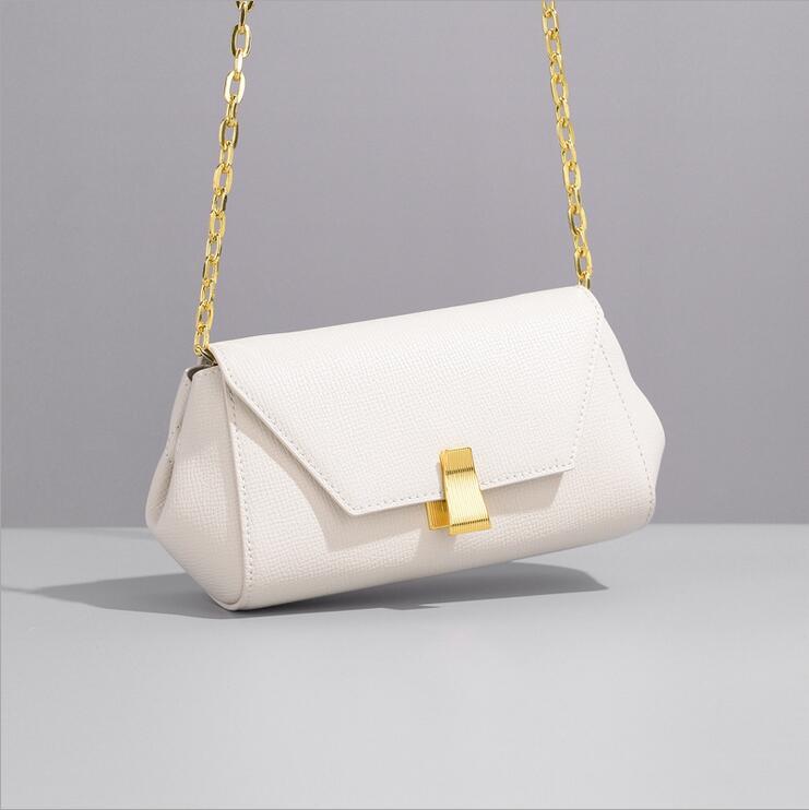 Women's Bag New 2021 Crossbar Shoulder Bag Four Seasons Leather Korean Fashion Fashion Chain Hand-held Underarm Cow Leather, Black
Women's Bag New 2021 Crossbar Shoulder Bag Four Seasons Leather Korean Fashion Fashion Chain Hand-held Underarm Cow Leather, Black
