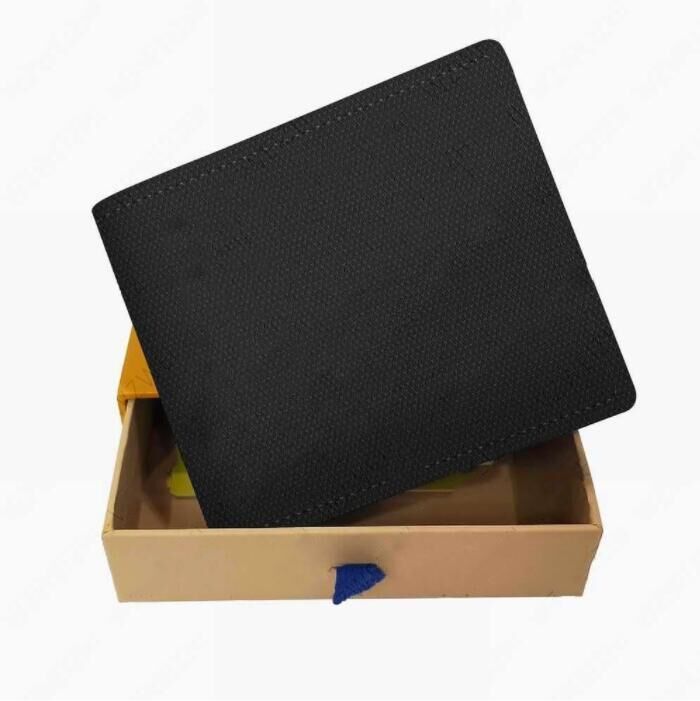 Designer mens wallet famous men Pairs wallets special canvas multiple short small bifold wallet with box France Paris plaid style, No box
Designer mens wallet famous men Pairs wallets special canvas multiple short small bifold wallet with box France Paris plaid style, No box