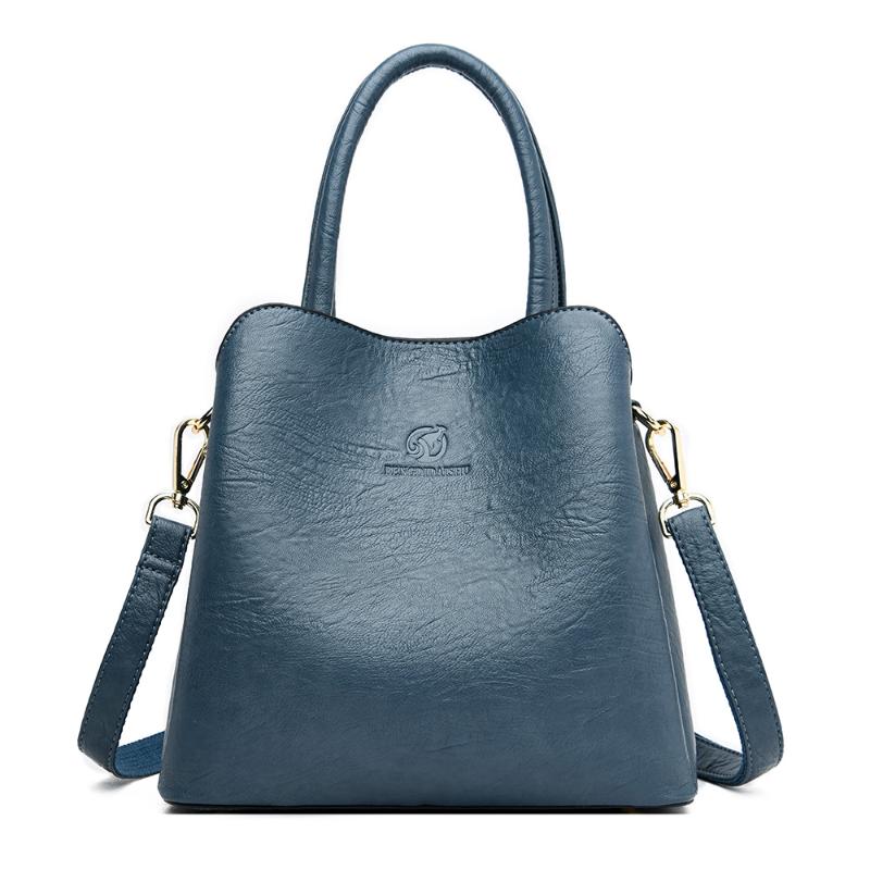 New Leather bags Large Capacity Women Shoulder Messenger Bag Handbag Famous Big Bag Designer Handbags High Quality Sac, Black
New Leather bags Large Capacity Women Shoulder Messenger Bag Handbag Famous Big Bag Designer Handbags High Quality Sac, Black