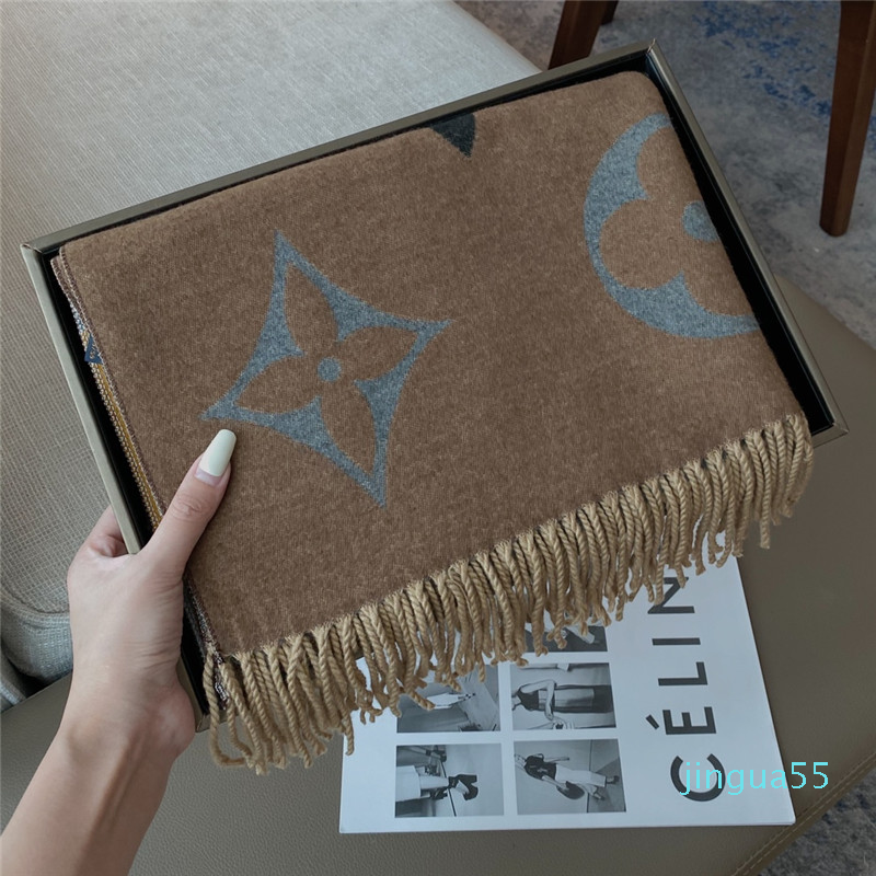 Designers Tassels Cashmere Jacquard Scarf For Women Flower Knit Scarves Fashion Letters Classic Scarfs Lapel Head Shawl Plaid, Blue;gray
Designers Tassels Cashmere Jacquard Scarf For Women Flower Knit Scarves Fashion Letters Classic Scarfs Lapel Head Shawl Plaid, Blue;gray