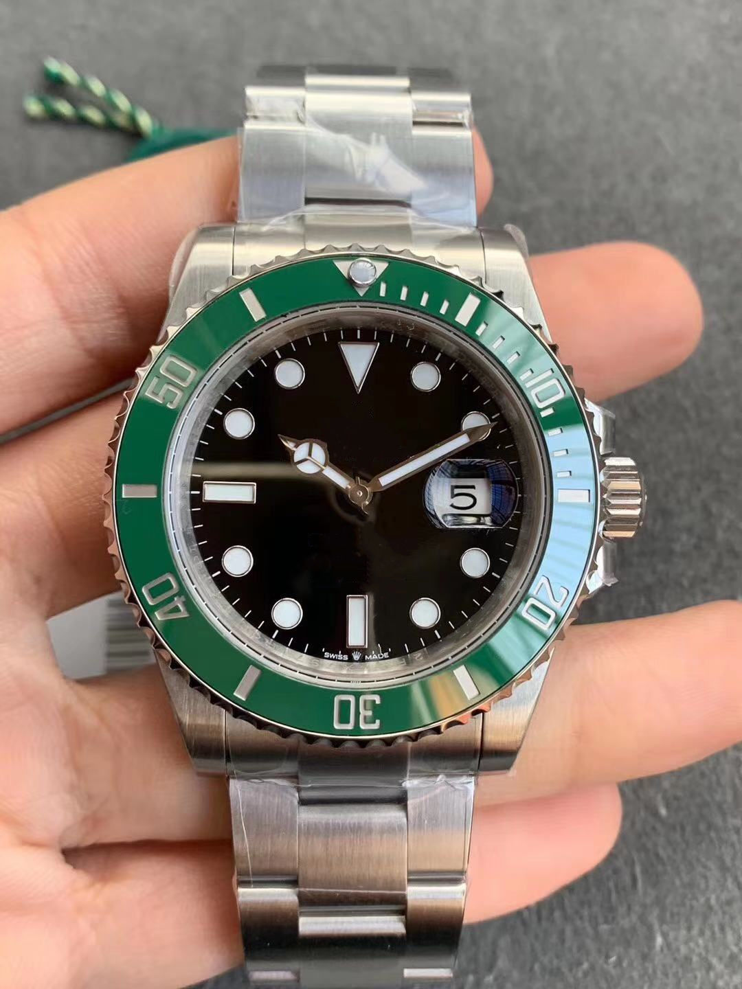 Top quality VS 2020 New 41mm-Sub 3235 Movement Watches, Montre DE Luxe 904L Ceramic bezel 72-hour Kinetic energy storage waterproof men's watches, Slivery;brown
Top quality VS 2020 New 41mm-Sub 3235 Movement Watches, Montre DE Luxe 904L Ceramic bezel 72-hour Kinetic energy storage waterproof men's watches, Slivery;brown