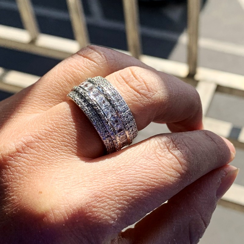 Stunning Sterg Sier Circle Princess White Topaz CZ Dia Women's Wedding Band Ring (Sizes 5-12)