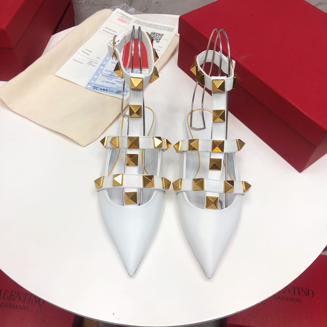 2021 new rivet women's sandals high heeled shoes casual calf leather upper wear resistant anti slip rubber sole, No.1
2021 new rivet women's sandals high heeled shoes casual calf leather upper wear resistant anti slip rubber sole, No.1