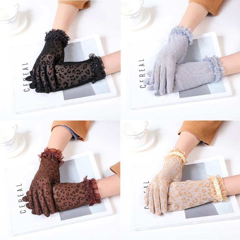 Women Lace Sunscreen Gloves Women Transparent Driving Gloves Ladies Summer Full Finger Sunscreen Weddingg Party
Women Lace Sunscreen Gloves Women Transparent Driving Gloves Ladies Summer Full Finger Sunscreen Weddingg Party