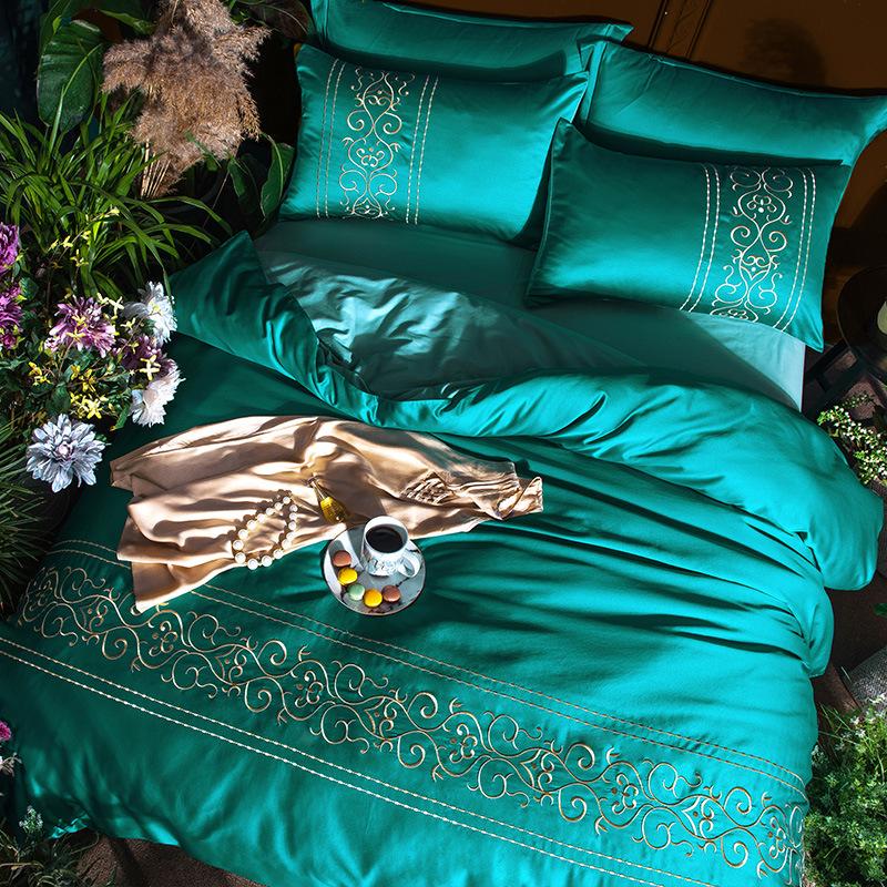 4pcs Luxury Comforter Set Bedding Set Solid Color Bed Linens Purple Silk Duvet Cover Bed Sheet and Pillowcase
4pcs Luxury Comforter Set Bedding Set Solid Color Bed Linens Purple Silk Duvet Cover Bed Sheet and Pillowcase