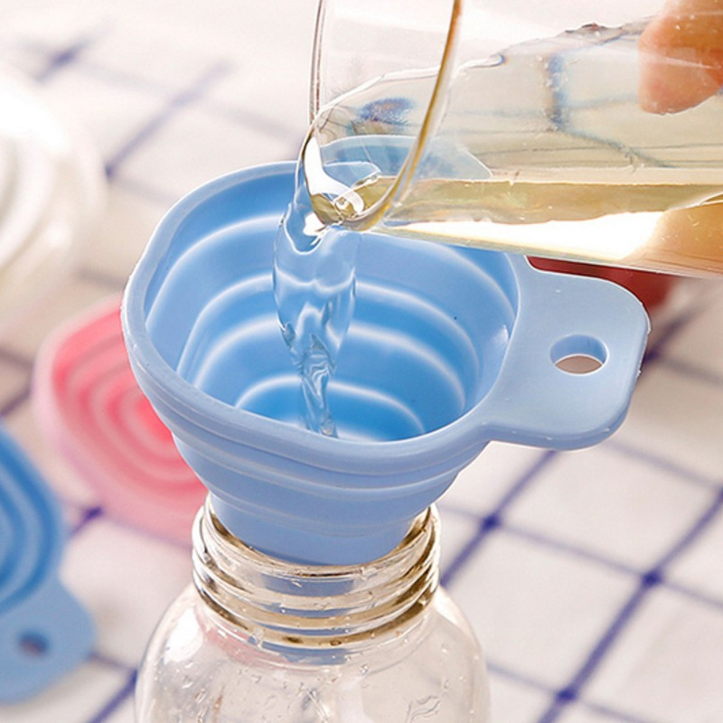 Funnel Telescopic Square Silicone Funnel Long Neck Kitchen Oil Leak Foldable Funnel Kitchen Tools Accessories Liquid Filling Oil Grid
Funnel Telescopic Square Silicone Funnel Long Neck Kitchen Oil Leak Foldable Funnel Kitchen Tools Accessories Liquid Filling Oil Grid