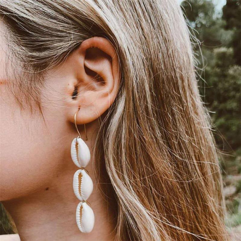 2 Pcs/Set Fashion Shell Pendant Gold Earrings Bohemia Women Party Long Earrings Jewelry Female Earring Set
2 Pcs/Set Fashion Shell Pendant Gold Earrings Bohemia Women Party Long Earrings Jewelry Female Earring Set