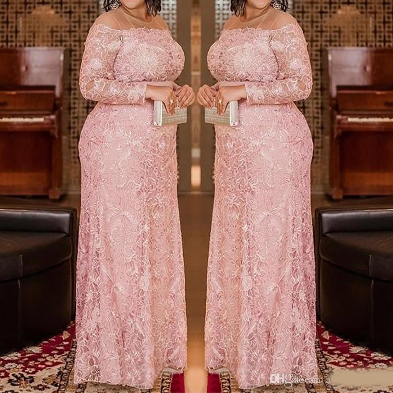 2020 Light Pink Plus Size Lace Prom Dresses Sheer Jewel Neck Long Sleeves Evening Gown Sequined Column Floor Length Formal Dress