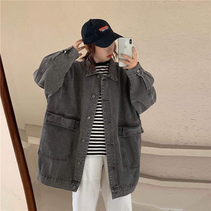 2021 New Classic Jackets Denim Women's Loose Coat Outward Big Pockets Turn-down Collar Harajuku Korean Style All-match Chic OIJA, Blue.
2021 New Classic Jackets Denim Women's Loose Coat Outward Big Pockets Turn-down Collar Harajuku Korean Style All-match Chic OIJA, Blue.