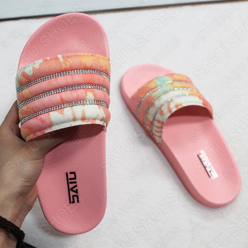 2020 Bling Bling Spring Summer Shoes Women Patchwork Flowers Print Sandals Slip-on Slipper Flat Ladies Outdoor Holiday1, As pic
2020 Bling Bling Spring Summer Shoes Women Patchwork Flowers Print Sandals Slip-on Slipper Flat Ladies Outdoor Holiday1, As pic