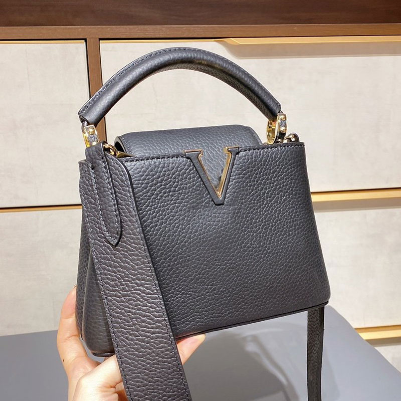 Women Handbag Purse Crossbody Bags Cowhide Litchi Stria Detachable Wide Shoulder Strap Various Colors Genuine Leather TOTE Handle Bag Mini Green, Light green
Women Handbag Purse Crossbody Bags Cowhide Litchi Stria Detachable Wide Shoulder Strap Various Colors Genuine Leather TOTE Handle Bag Mini Green, Light green