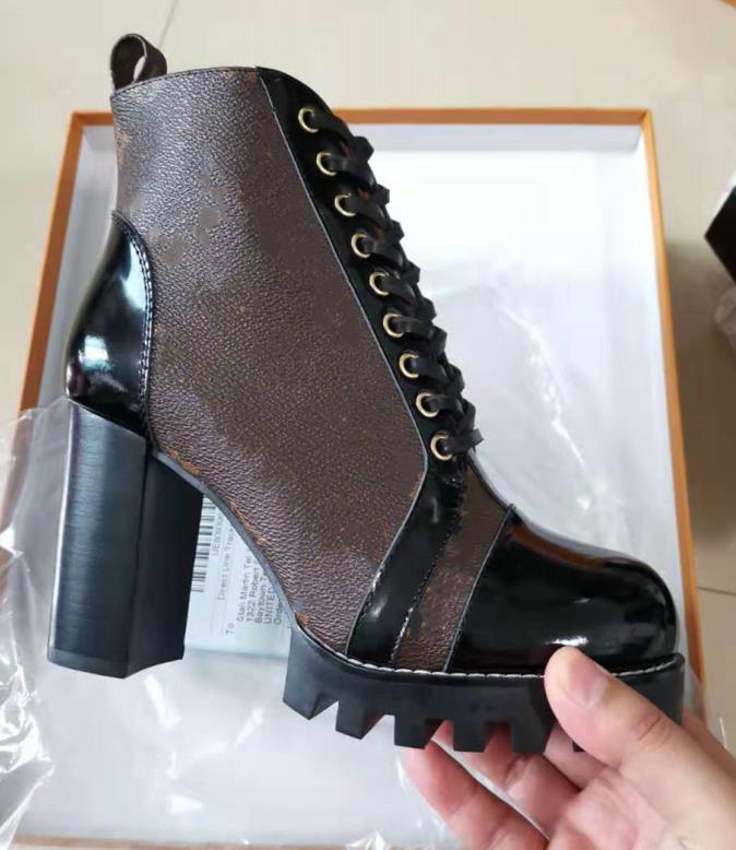 Iconic Look ! Branded Women Patent Canvas Star Trail Ankle Boot Designer Lady Black Leather Trim Zipper Rubber Sole Boots, Customize
Iconic Look ! Branded Women Patent Canvas Star Trail Ankle Boot Designer Lady Black Leather Trim Zipper Rubber Sole Boots, Customize