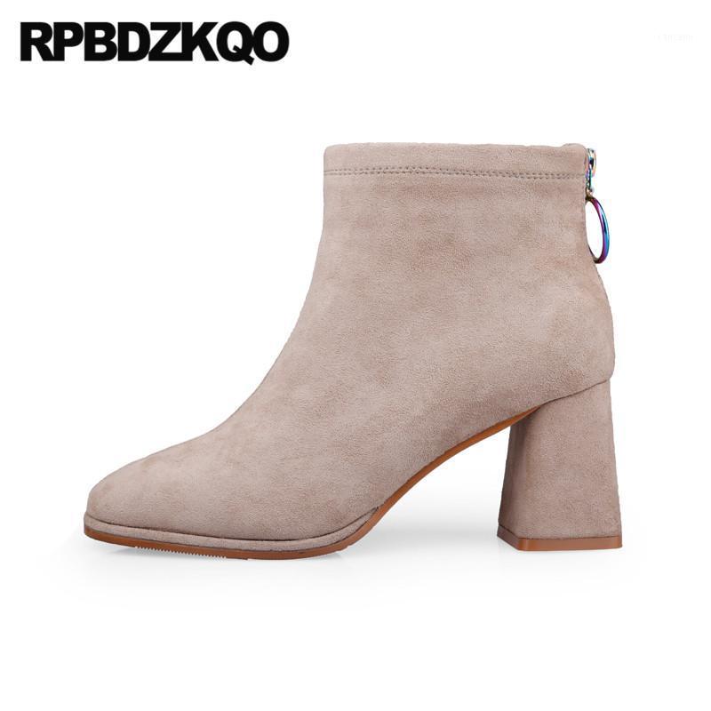 Fur Patent Leather High Heel Boots Square Toe Booties Block British New Ankle Chunky Designer Shoes Women Luxury 2020 Waterproof1, Khahi leather
Fur Patent Leather High Heel Boots Square Toe Booties Block British New Ankle Chunky Designer Shoes Women Luxury 2020 Waterproof1, Khahi leather
