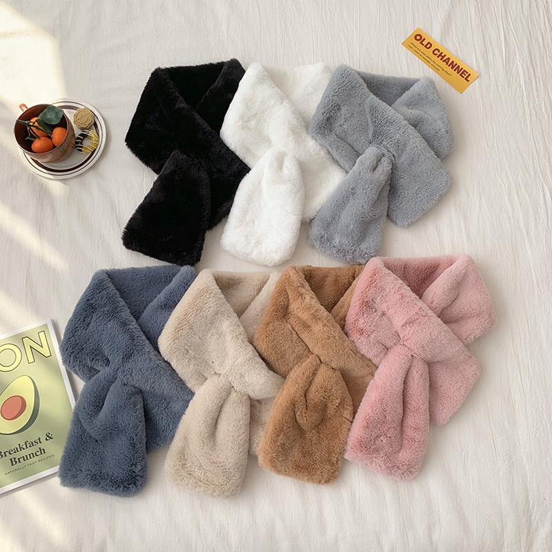 Ladies winter warm scarf plush snood cute all-match plush comfortable snood fur collar 
Ladies winter warm scarf plush snood cute all-match plush comfortable snood fur collar