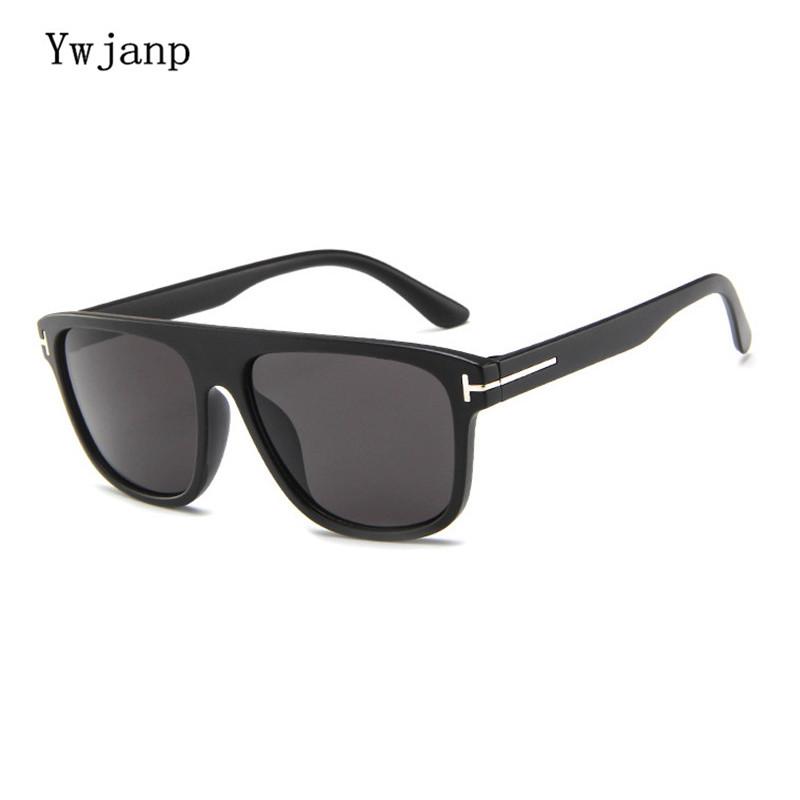 Ywjanp 2020 New Sunglasses Men and Women brand design T-shaped rice nail Large frame sunglasses Fashion black sports Sun Glasses
Ywjanp 2020 New Sunglasses Men and Women brand design T-shaped rice nail Large frame sunglasses Fashion black sports Sun Glasses