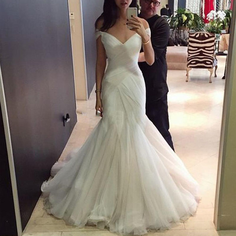 Elegant Mermaid Wedding Dresses Simple Tulle Off Shoulder Sweep Train Bridal Wedding Gowns Corset Back Custom Made