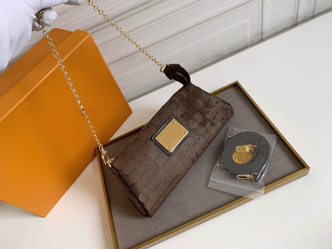 2022 new high qulity bags classic womens handbags ladies composite tote PU leather clutch shoulder bag female purse m95567, Box
2022 new high qulity bags classic womens handbags ladies composite tote PU leather clutch shoulder bag female purse m95567, Box
