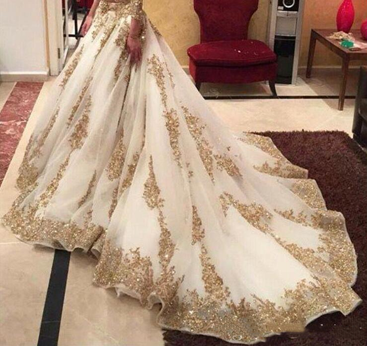 Sparkly Full Sleeve Wedding Dresses With Gold Appliqued V Neck Ivory Tulle Long Bridal Gowns Arabic Vintage Court Train Bride Dress Vestidos