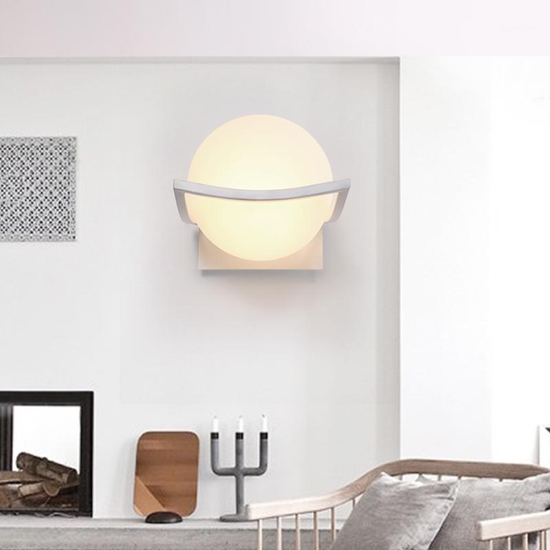 Nordic Round Wall Lamp Personality Creative White Glass Ball Study Balcony Bedroom Bedside Lighting Fixtures Home Decoration1
Nordic Round Wall Lamp Personality Creative White Glass Ball Study Balcony Bedroom Bedside Lighting Fixtures Home Decoration1