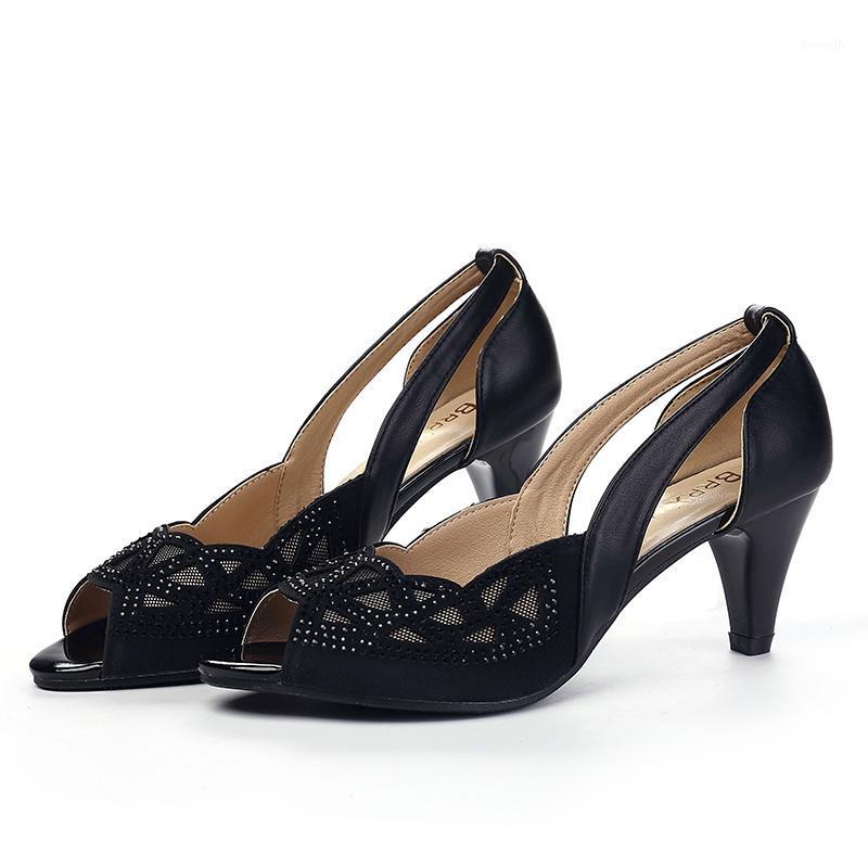 Summer 2020 new medium-heeled leather sandals thin-heeled work shoes women women's shoes1, Black
Summer 2020 new medium-heeled leather sandals thin-heeled work shoes women women's shoes1, Black