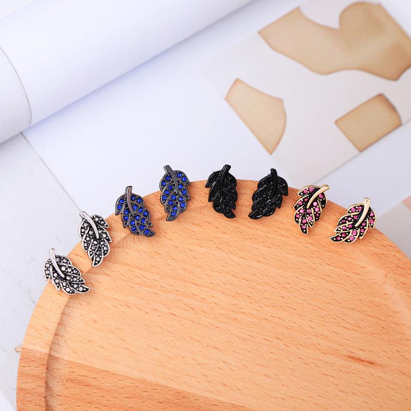 ed00469c 4 Color 2020 New Summer Jewelry Antique Small Leaf Trendy Stud Earrings For Women Holiday Wholesale
ed00469c 4 Color 2020 New Summer Jewelry Antique Small Leaf Trendy Stud Earrings For Women Holiday Wholesale