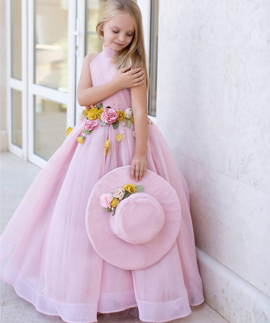 pink eelgeant flower girl dresses hand made flowers tulle little girl wedding dresses cheap communion pageant dresses gowns zj619