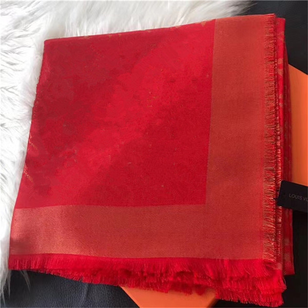 Classic 140x140cm Silk and wool Scarves autumn winter Man Women Shawl square Neck letter flower Clover Scarf Highly Quality
Classic 140x140cm Silk and wool Scarves autumn winter Man Women Shawl square Neck letter flower Clover Scarf Highly Quality