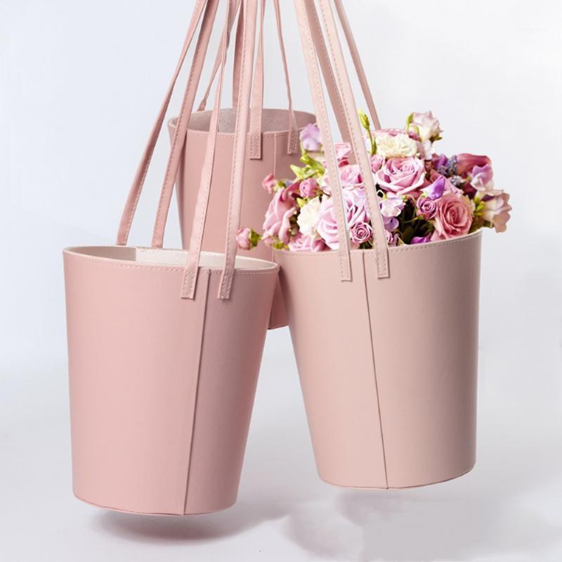 High Quality Vintage Leather Gift Box With Handle Flower Arrangement Floral Bouquet Bucket, Set of 21
High Quality Vintage Leather Gift Box With Handle Flower Arrangement Floral Bouquet Bucket, Set of 21