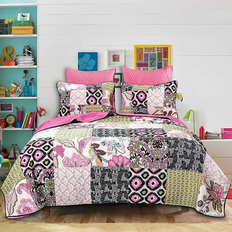 Cotton Bedspreads Quilt Set 3pcs Quilts Reversible Embroidered Bed Cover with 2 Shams Queen Size Quilted Coverlets1, 01
Cotton Bedspreads Quilt Set 3pcs Quilts Reversible Embroidered Bed Cover with 2 Shams Queen Size Quilted Coverlets1, 01
