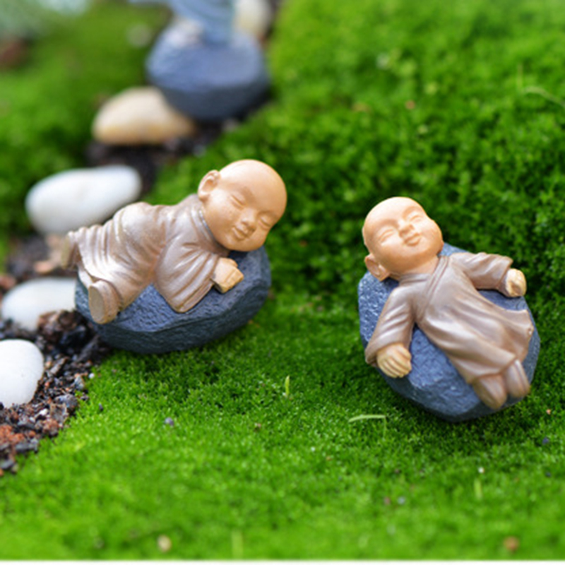 Kung Fu Cartoon Monk Figurines Mini Monk Ornaments Terrarium Decoration Moss Succulent Micro Landscape Resin Monk Crafts Kids Toy