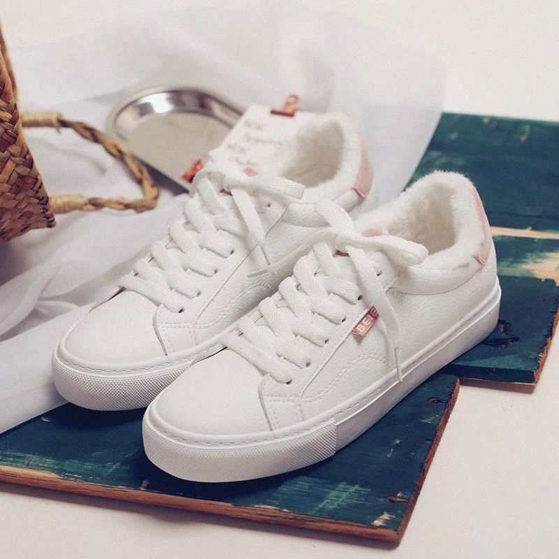 Women Shoes Leather Shoes Winter Warm Plush Casual Flats Sneakers Female Fashion Comfort High Quality Ladies Vulcanize Shoes #xv2k
Women Shoes Leather Shoes Winter Warm Plush Casual Flats Sneakers Female Fashion Comfort High Quality Ladies Vulcanize Shoes #xv2k
