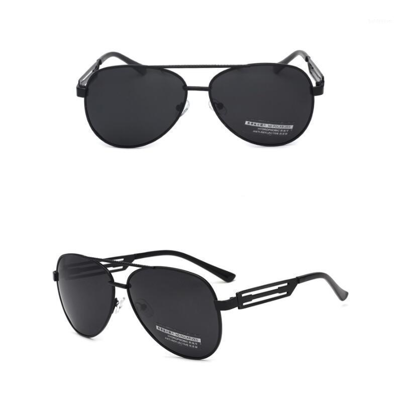 New polarised sunglasses with large metal frames and cut-outs men's driver sunglasses fishing goggles sun glasses1
New polarised sunglasses with large metal frames and cut-outs men's driver sunglasses fishing goggles sun glasses1