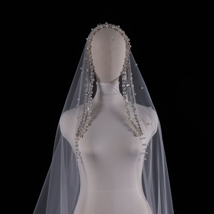 White Ivory 3meter Long 3 Meter Width Wedding Veil for Muslim Bride Pearls with Diamond Beads Wedding Hair Accessories, Champagne
White Ivory 3meter Long 3 Meter Width Wedding Veil for Muslim Bride Pearls with Diamond Beads Wedding Hair Accessories, Champagne