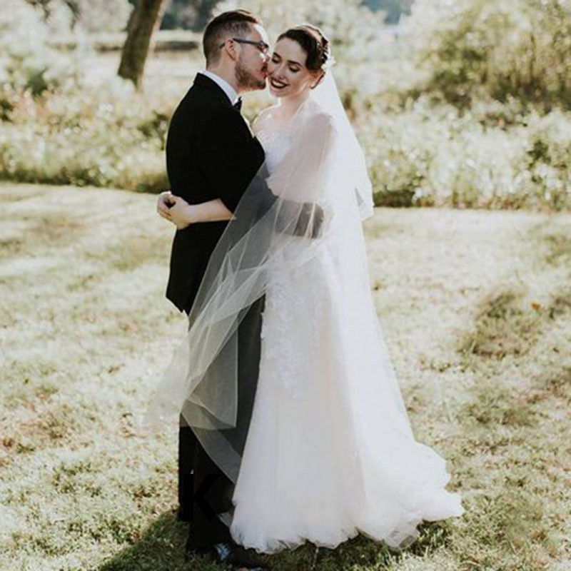 2021 Elegant A Line Country Wedding Dresses Sheer Neck Appliques Lace Long Garden Outdoor Bridal Gowns Short Sleeves Spring Summer Vestidos