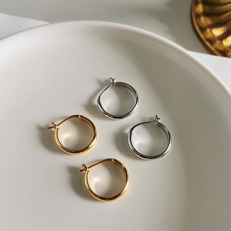 Silvology 925 Sterling Silver Round Glossy Hoop Earrings for Women Temperament Minimalist Big Earrings Fashionable Jewelry 2021
Silvology 925 Sterling Silver Round Glossy Hoop Earrings for Women Temperament Minimalist Big Earrings Fashionable Jewelry 2021