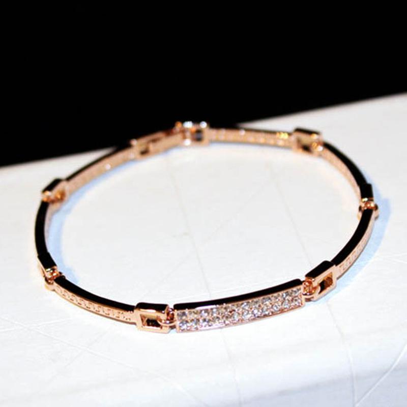 Other Bracelets Korean Fashion Design 14K Real Gold Geometry Bracelet For Women Girl Accessories Temperament Jewelry Zirconia Weddings P, Golden;silver
Other Bracelets Korean Fashion Design 14K Real Gold Geometry Bracelet For Women Girl Accessories Temperament Jewelry Zirconia Weddings P, Golden;silver