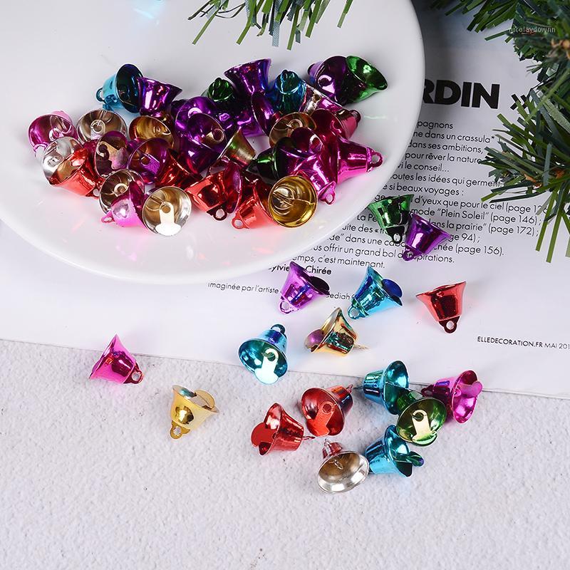 2018 New 50pcs/lot Christmas Colorful Metal Jingle Bells Xmas Tree Pendants DIY Decor New Year Party Supplies 16mm1
2018 New 50pcs/lot Christmas Colorful Metal Jingle Bells Xmas Tree Pendants DIY Decor New Year Party Supplies 16mm1