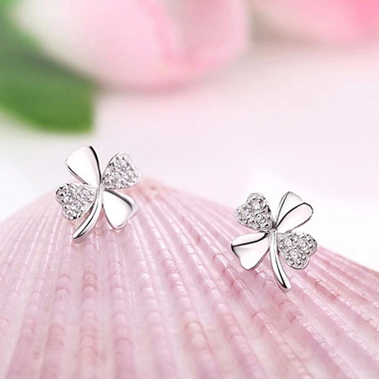 1 Pair Silver Stud Earrings Cute Flower Sweetheart Accessories Earring Best Gift For Girl
1 Pair Silver Stud Earrings Cute Flower Sweetheart Accessories Earring Best Gift For Girl