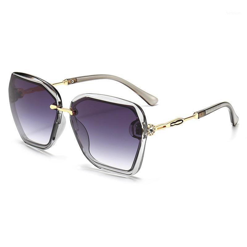 Rimless Square Sunglasses Women Brand Design Vintage SunGlasses Cutting Lens Classic Shades Frameless Metal Eyewear UV400 Gafas1
Rimless Square Sunglasses Women Brand Design Vintage SunGlasses Cutting Lens Classic Shades Frameless Metal Eyewear UV400 Gafas1
