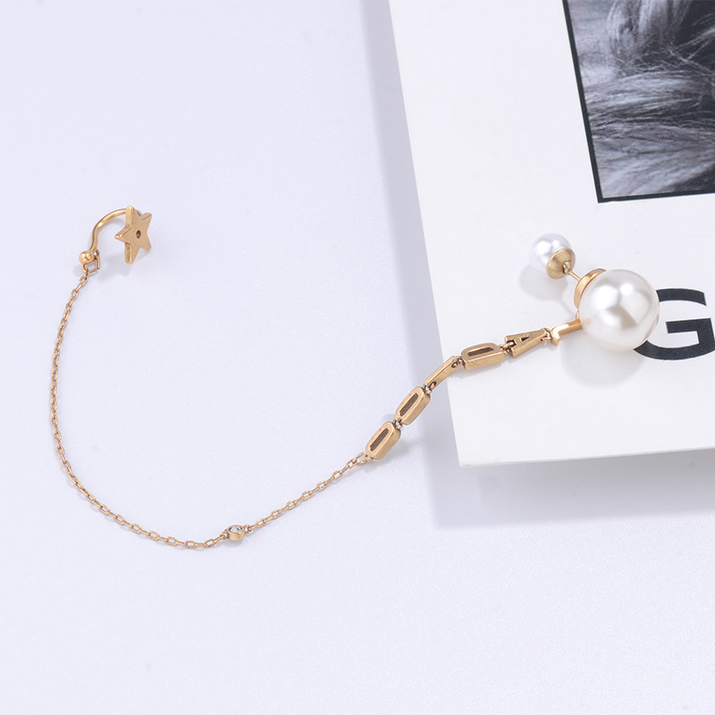 2020CD letters pearl earrings ear clip all-in-one super Fairy earrings personality fashion Wu Jinyan Wang Ziwen same style от DHgate WW