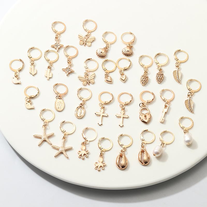 1Pair New Vintage Cute Small Hoop Earrings For Women Simple Cross Leaf Heart Key Star Butterfly Pearl Pendant Ear Stud Jewelry
1Pair New Vintage Cute Small Hoop Earrings For Women Simple Cross Leaf Heart Key Star Butterfly Pearl Pendant Ear Stud Jewelry